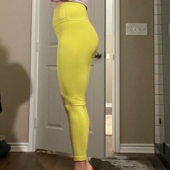 Neon green Align Lululemon Leggings 8 - Picture 1 of 9